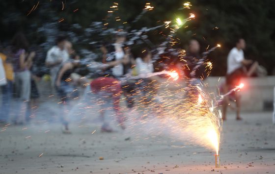 Sant Joan Saluda Al Verano Cataluna El Pais