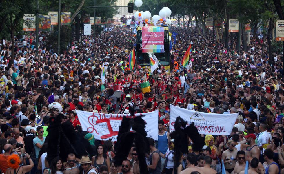 carroza orgullo gay pp