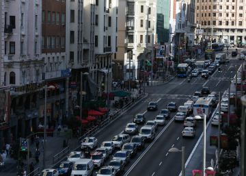 Madrid prohibirá en noviembre el acceso al centro a los vehículos sin etiqueta ambiental