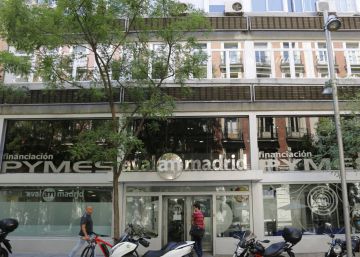 El Banco de España pide información del aval a la empresa participada por el padre de Díaz Ayuso