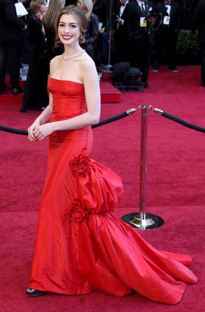 Fotos: Anne Hathaway y sus vestidos | Cultura | EL PAÍS