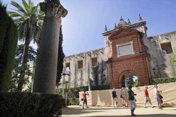 Otra casa real toma el Alcázar de Sevilla  Televisión 