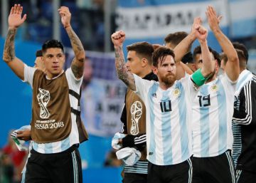 Sampaoli: ?Messi siente, llora y disfruta como un argentino más?