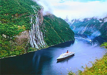 Viva El Paso >> Crucero, a su paso por las cataratas de las Siete Hermanas | Edición impresa | EL PAÍS Viva El Paso >> Crucero, a su paso por las cataratas de las Siete Hermanas | Edición impresa | EL PAÍS