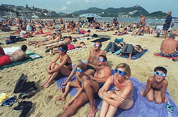 Resultado de imagen para cogiendo sol en la playa de republica dominicana