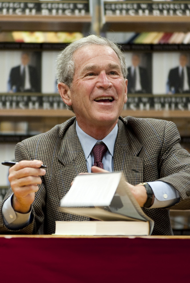 Resultado de imagen para Fotos del presidente George W. Bush firma"