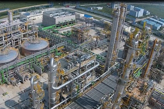 Cepsa invertirá 9.000 millones para duplicar su tamaño en cinco años ... Planta química de Cepsa en Shanghai (China).