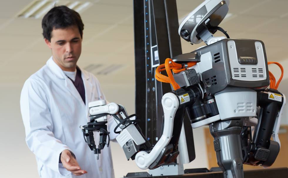 Robots: La automatización pone en riesgo un 12% de empleos en España ... Robots: La automatización pone en riesgo un 12% de empleos en España ...