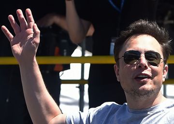 Elon Musk plantea sacar a Tesla de bolsa