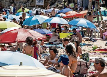 Spain sees fall in July tourist visits for second year running