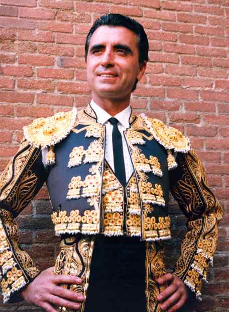 José Ortega Cano, susto en el ruedo | Actualidad | EL PAÍS