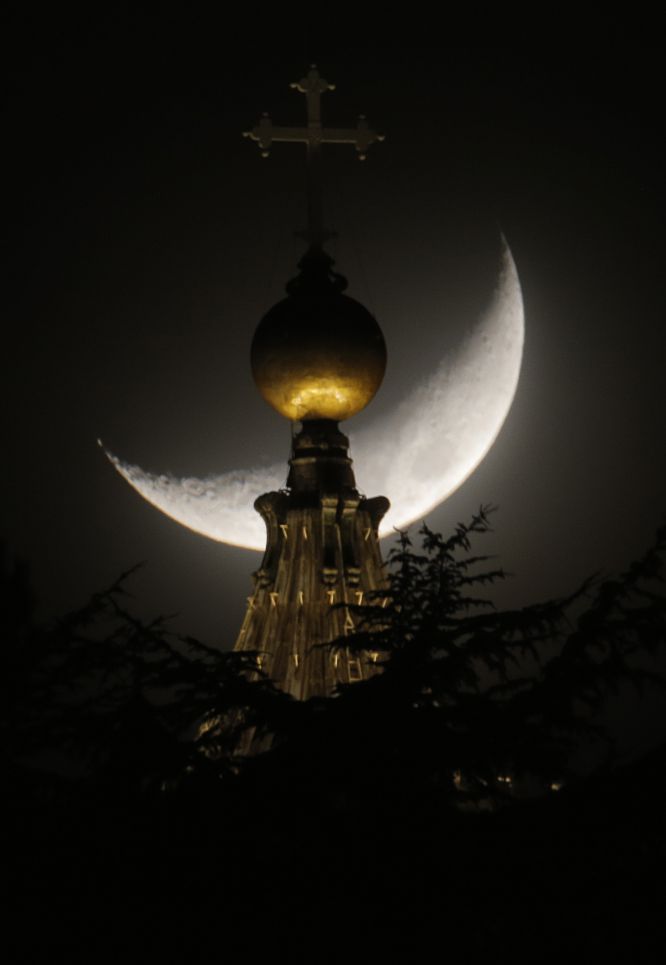 Fotos Viajar, con la luna como rumbo Fotografía EL PAÍS Fotos Viajar, con la luna como rumbo Fotografía EL PAÍS