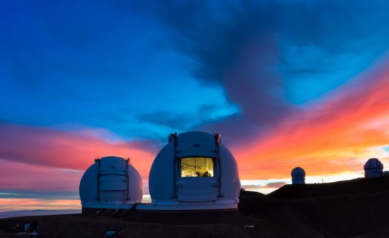 Resultado de imagen de Telescopios situados en Arizona y HawAI