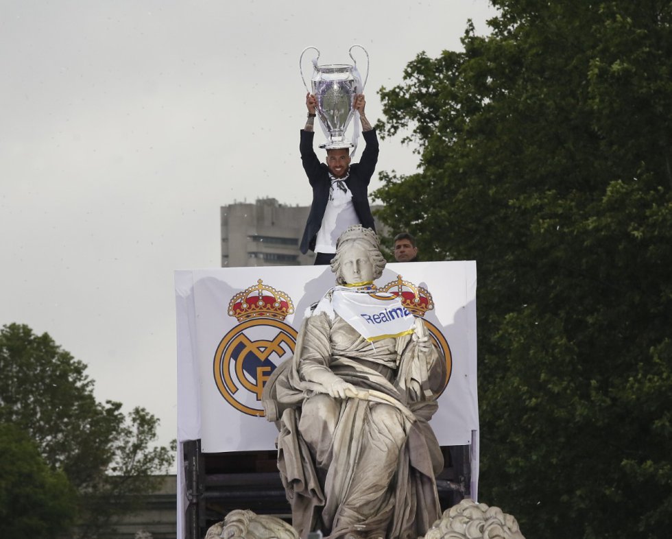 Morbosidad De trato fácil Fobia Fotos: Final Champions League 2016: El Madrid pasea a la Undécima por  Cibeles | Deportes | EL PAÍS