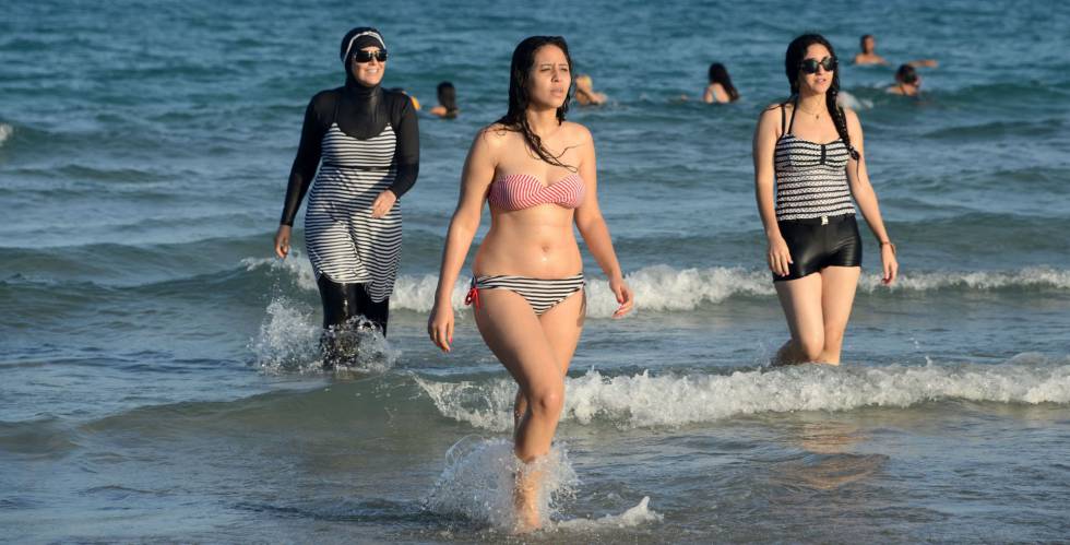 Esta A Favor De Que Se Prohiba El Uso Del Burkini En Playas Y Piscinas Opinion El Pais