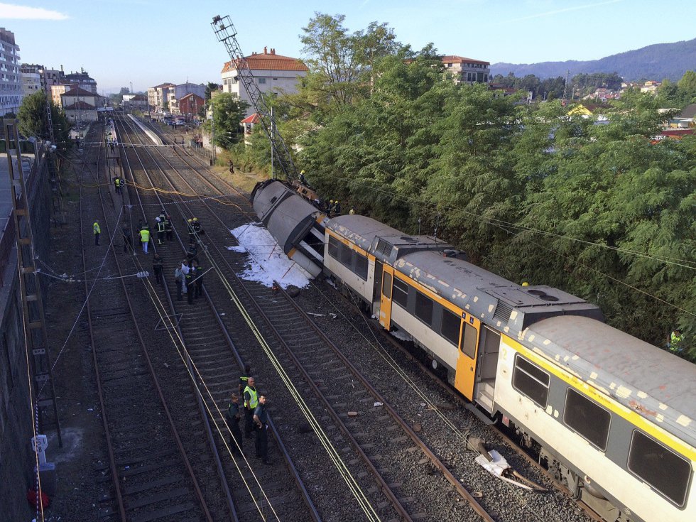 Fotos Accidente de tren en Galicia Galicia EL PAÍS
