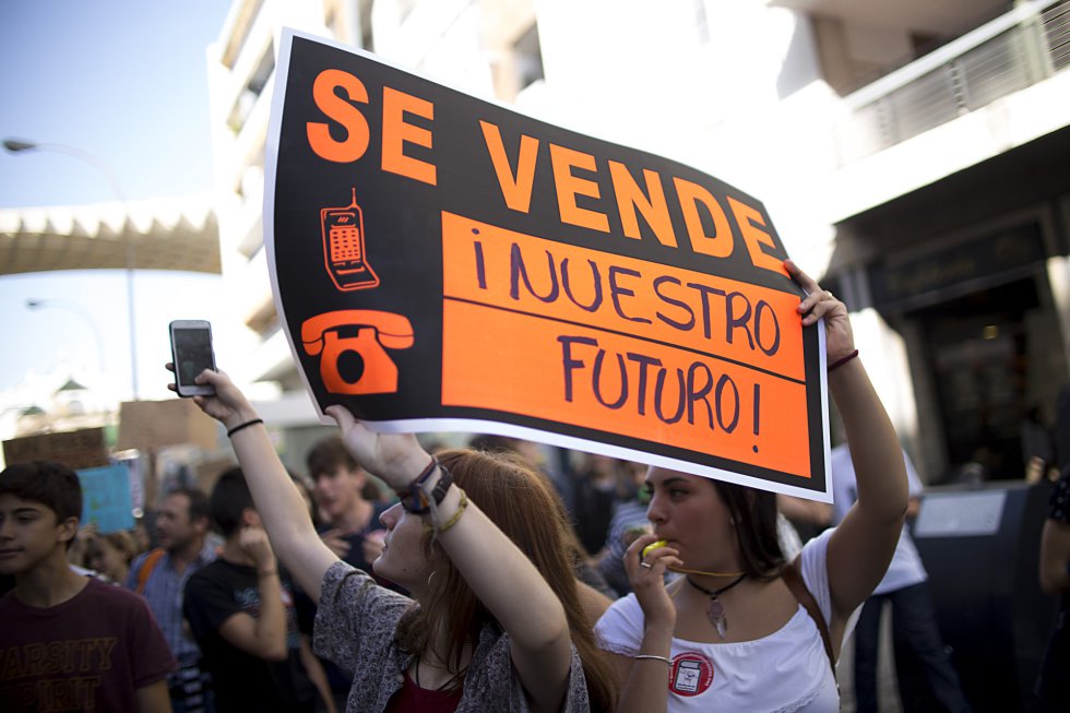 Fotos: 26 De Octubre: Huelga De Estudiantes Contra Las Reválidas, En ...