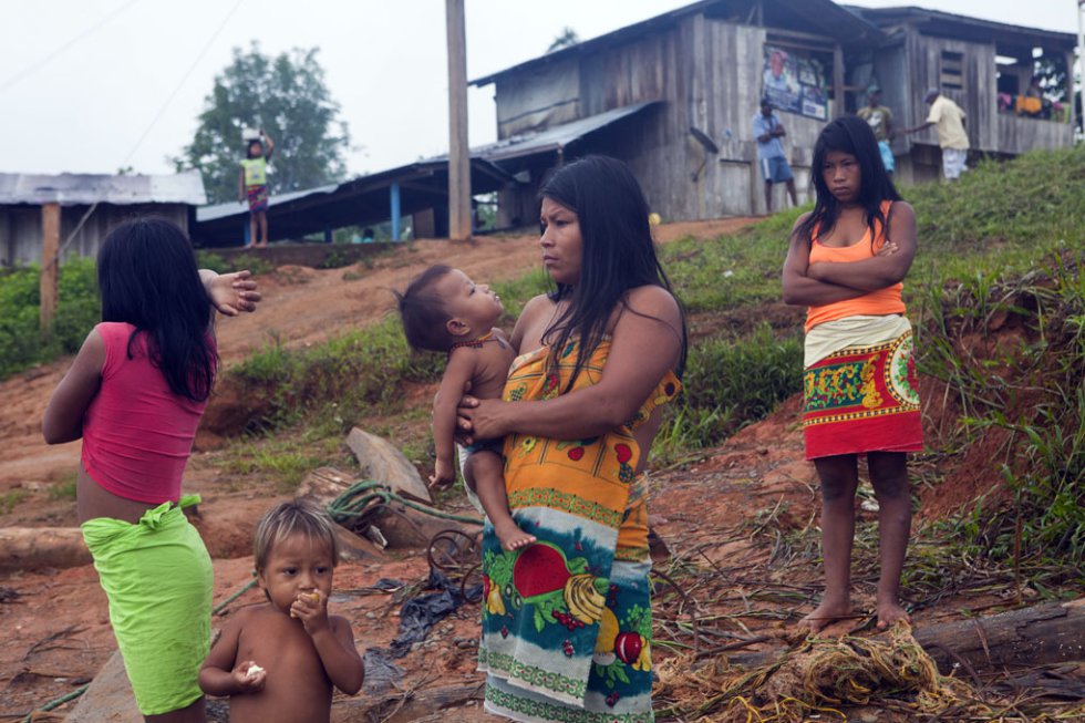 En Nueva Bellavista vive tambiÃ©n una amplia comunidad indÃ­gena embera que retornÃ³ pero vive en altas condiciones de vulnerabilidad. rn