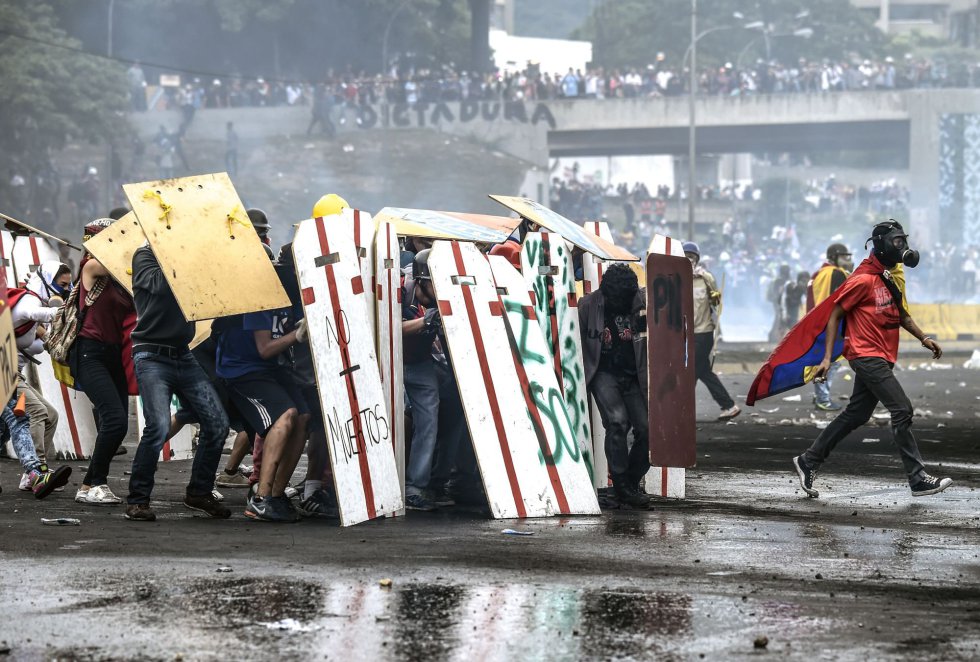 Fotos Tres meses de protestas en Venezuela Internacional EL PAÍS