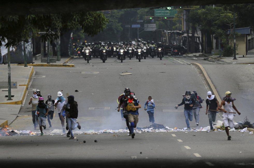 Fotos Tres meses de protestas en Venezuela Internacional EL PAÍS