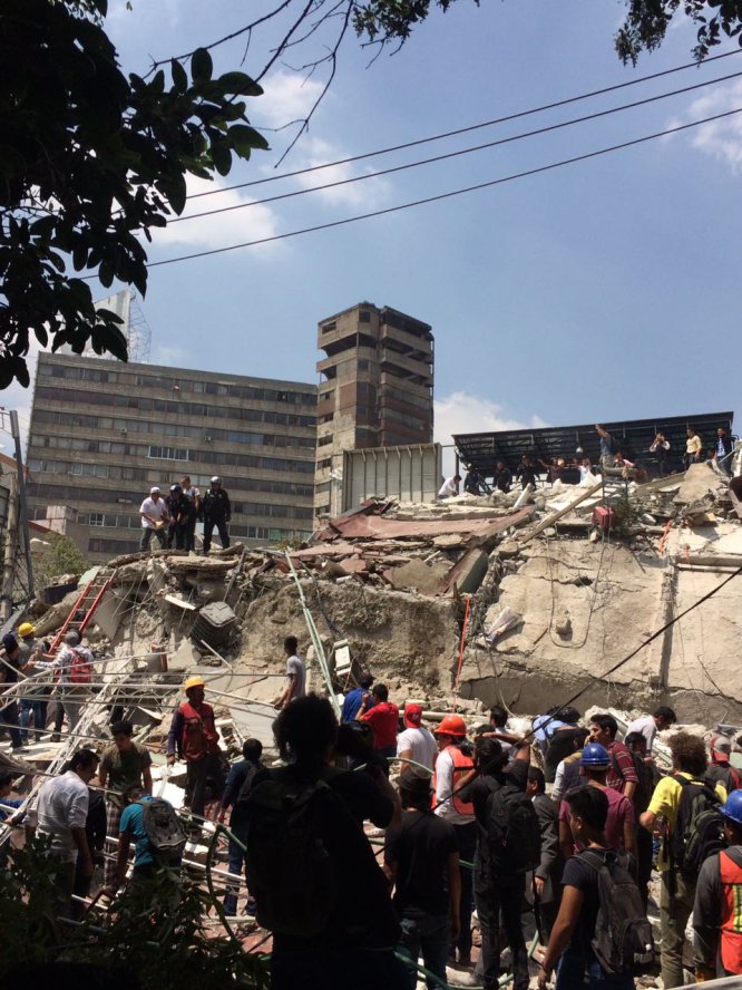 Un edificio derruido a consecuencia del terremoto que ha sacudido Ciudad de México.