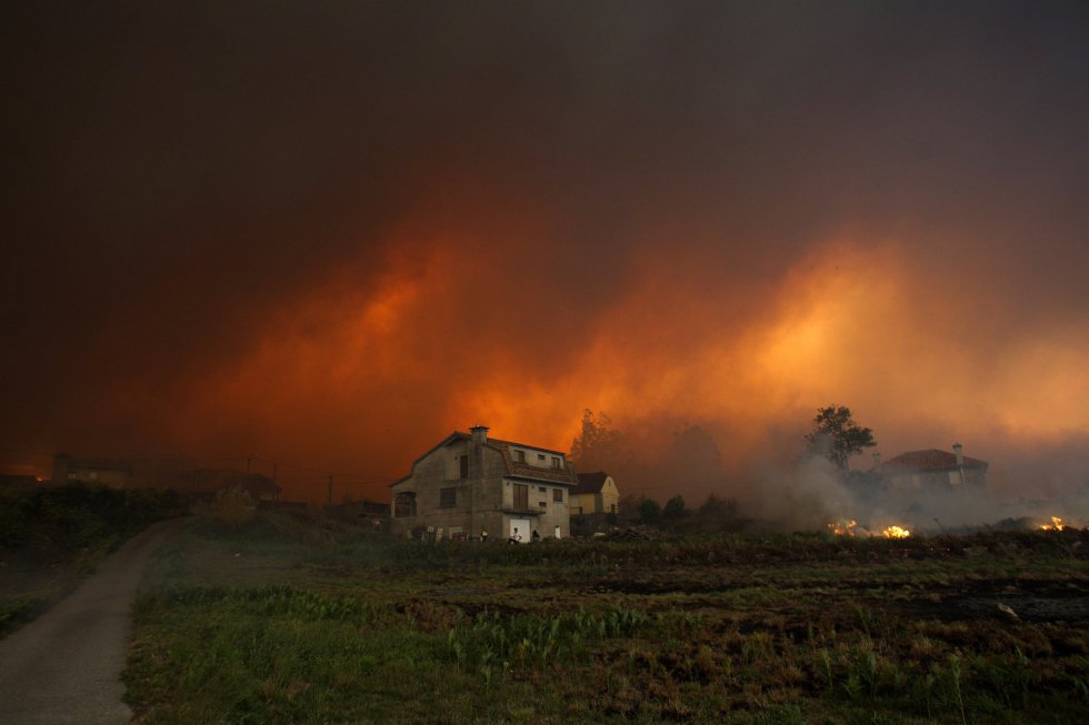 Resultado de imagen de incendios galicia 2017