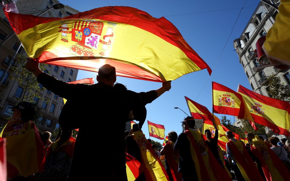 Barcelona - Sociedad Civil Catalana convoca otra manifestación para el domingo en Barcelona - Página 3 1509272679_208787_1509291393_album_normal