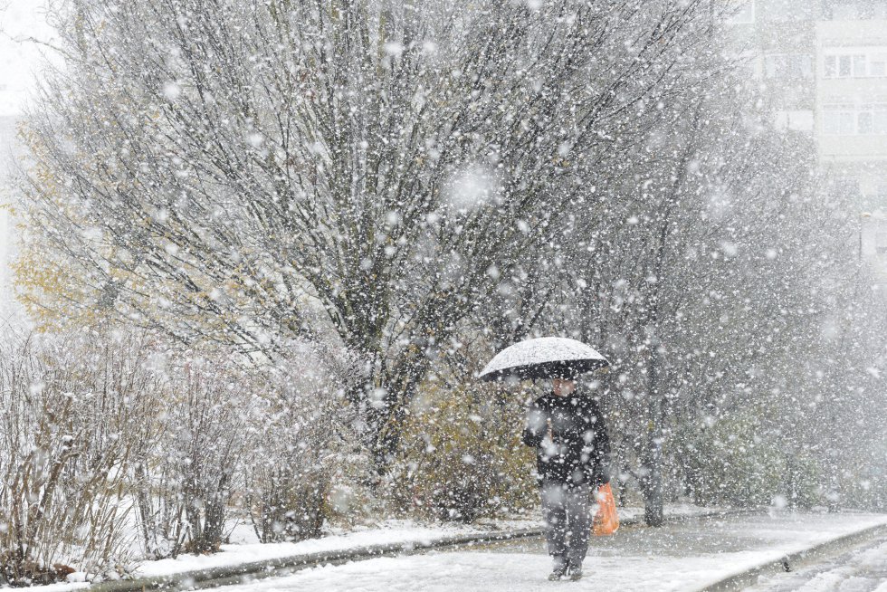 nieve en vitoria bilaketarekin bat datozen irudiak