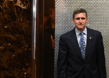 El exconsejero de Seguridad Nacional Michael Flynn, acusado de falso testimonio al FBI