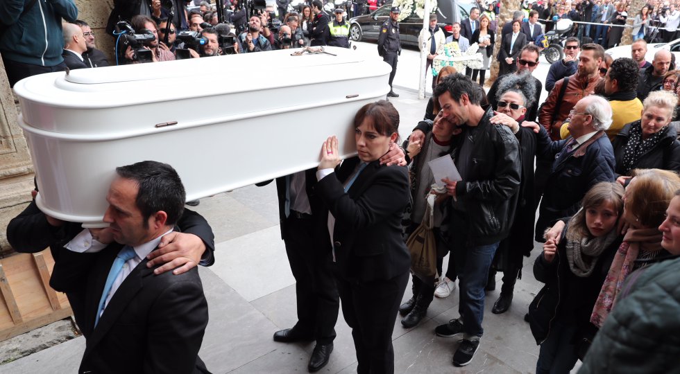 El funeral de Gabriel Cruz en la Catedral de Almería,  1520932743_540808_1520940956_album_normal