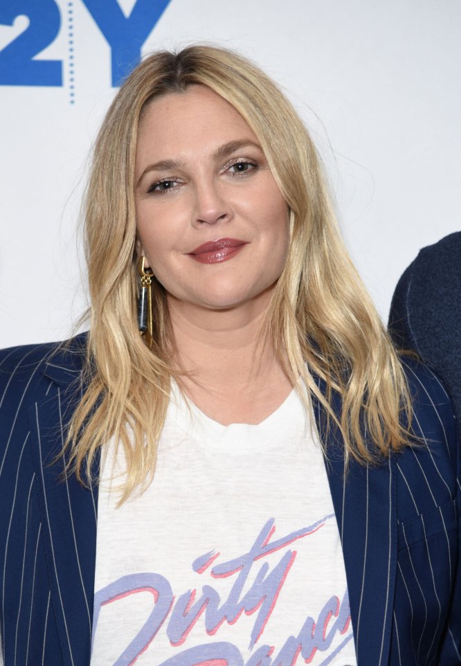 Cuando se trata del paso del tiempo, la actriz Drew Barrymore no tiene dudas: "Cuanto mayor me hago, mejor me siento", dijo hace unos años. “Los años y las arrugas no son un problema. Son el pequeño precio a pagar por la sabiduría que tengo en mi cabeza y en mi corazón".