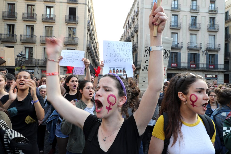 Image result for manifestación manada barcelona
