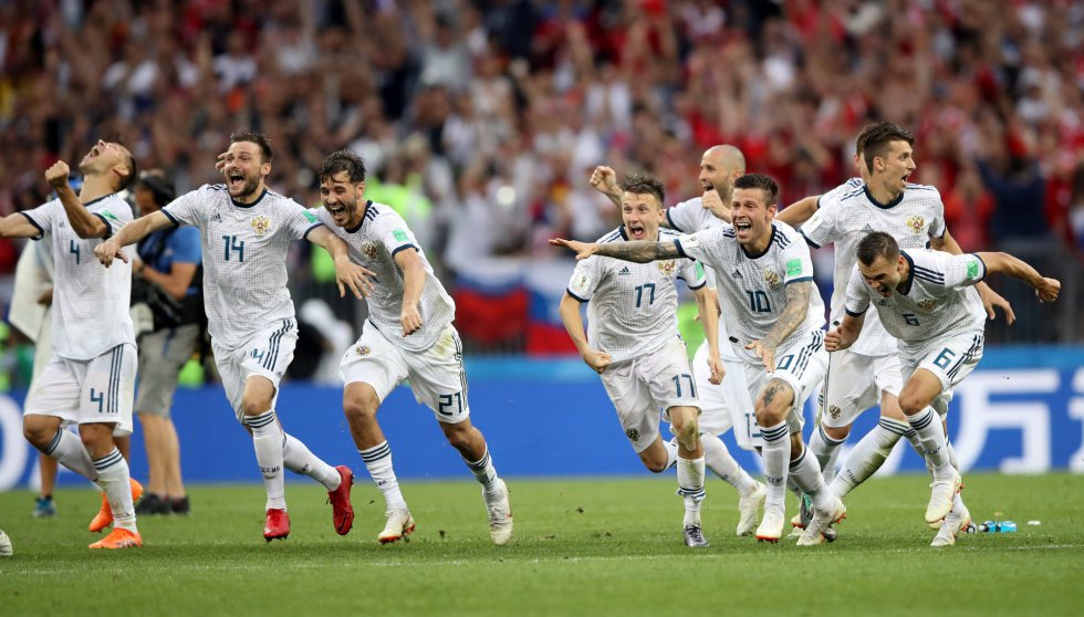 Los jugadores rusos celebran la victoria frente a la selecciÃ³n espaÃ±ola.