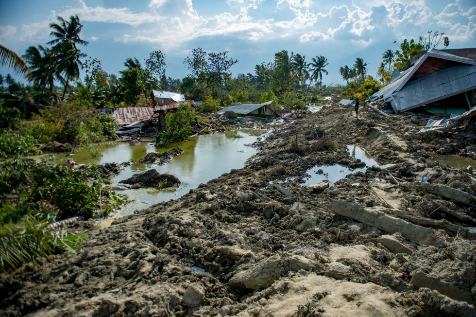 Fotos: El Terremoto Y El Tsunami De Indonesia, En Imágenes ...