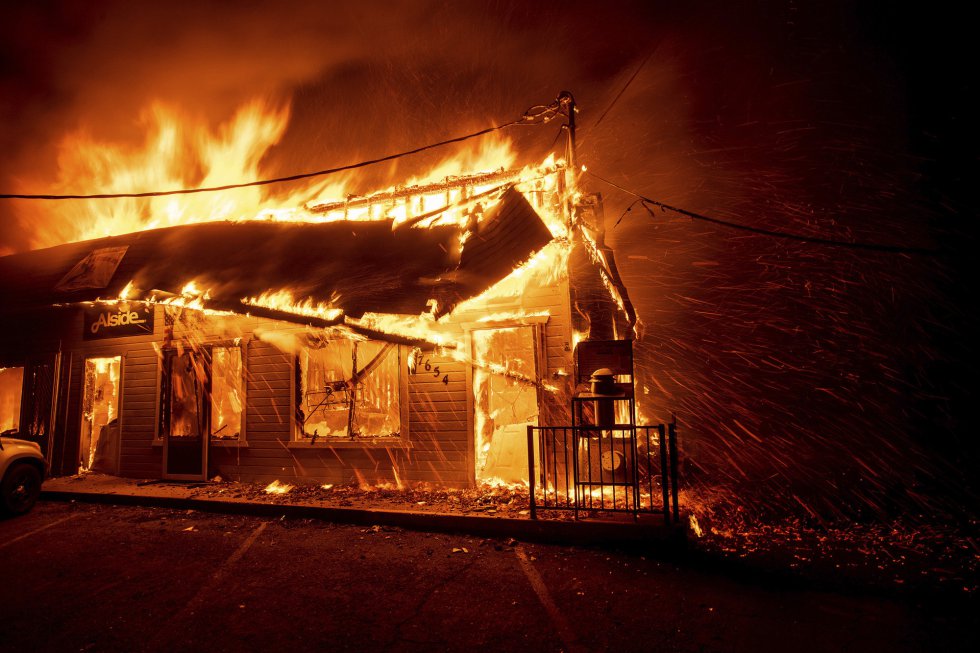 Westworld - Incendio  de California 1541750623_391919_1541750699_album_normal