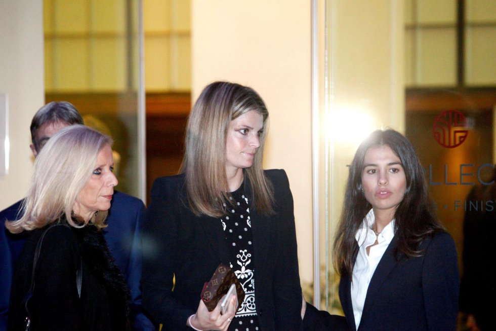 Athina Onassis, a su llegada al cóctel de la boda de Marta Ortega y Carlos Torretta. 