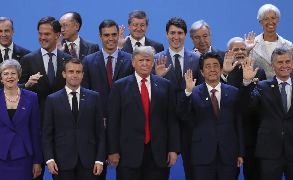 Foto de familia de los líderes presentes en la cumbre del G20 en Buenos Aires, el 30 de noviembre de 2018. 
