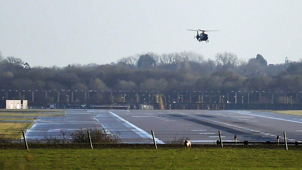 queso ensillar crédito Fotos: Caos en el aeropuerto de Gatwick causado por drones | Actualidad |  EL PAÍS