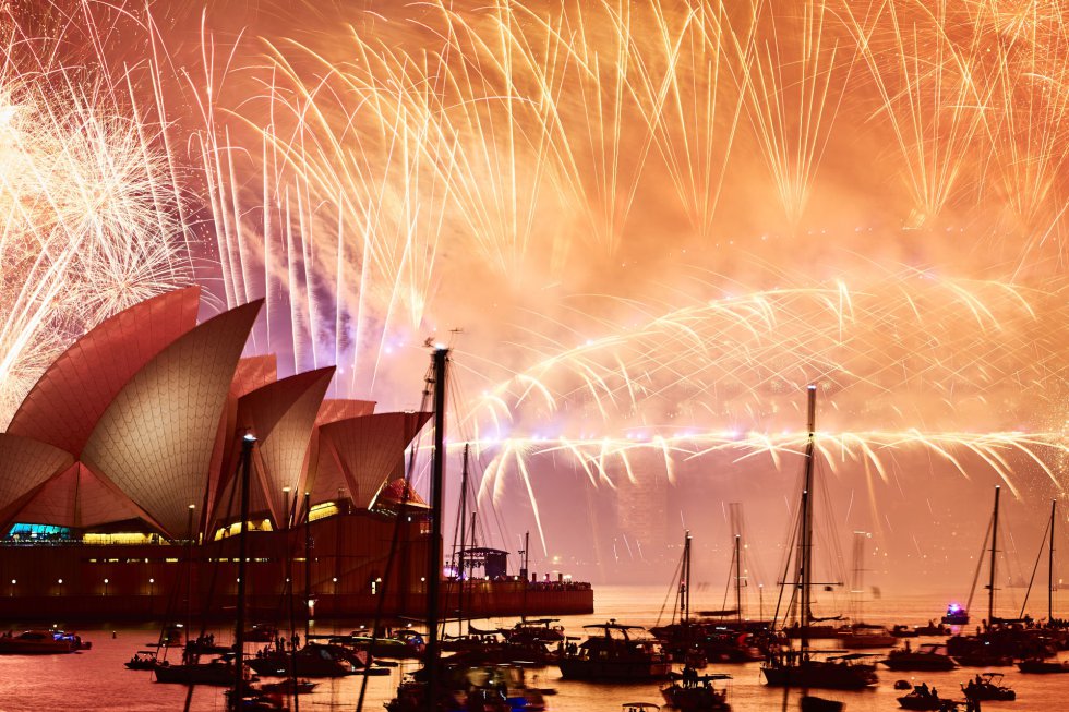 Celebración del Año Nuevo en la Bahía de Sídney (Australia).