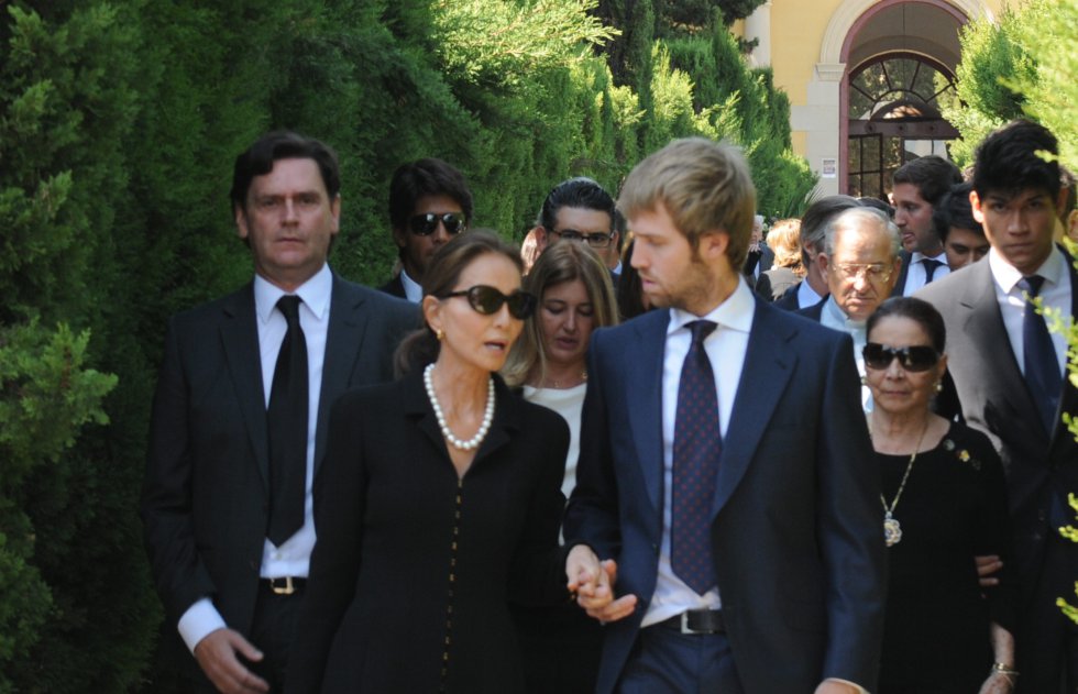 Isabel Preysler, el día del entierro de Miguel Boyer, fallecido en 2014.