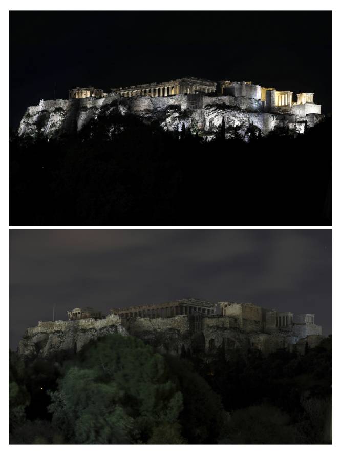 Esta combinación de fotos muestra la colina de la Acrópolis antes y después de apagar su iluminación.