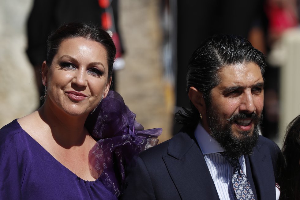 La cantante Niña Pastori, junto a su marido, Chaboli.