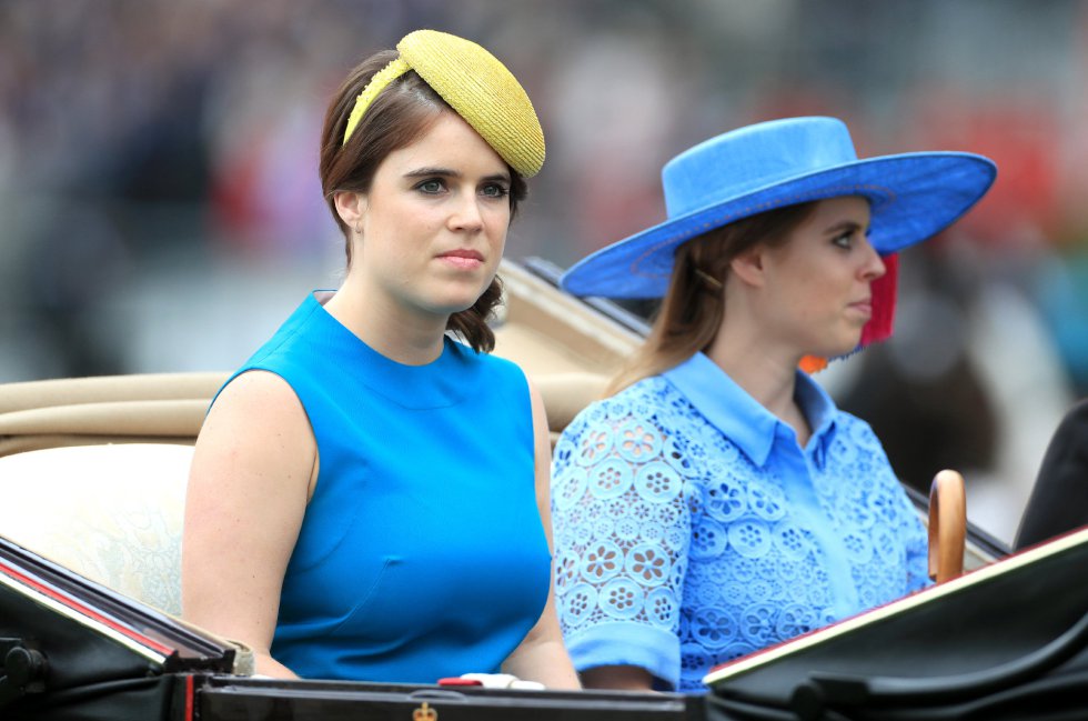 Eugenia y Beatriz de York, nietas de Isabel II.