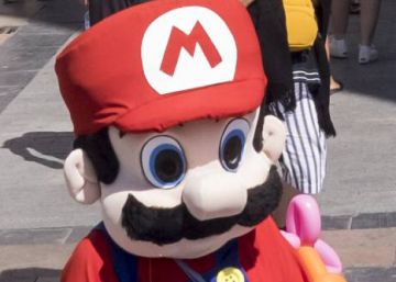 Life in a Chucky costume in Madrid’s Puerta del Sol