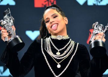 Why does Rosalía attract so many haters in her home country?
