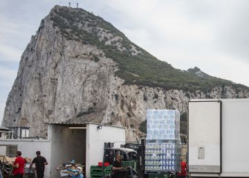 Number of Britons registered in Spain jumps 10% amid Brexit uncertainty