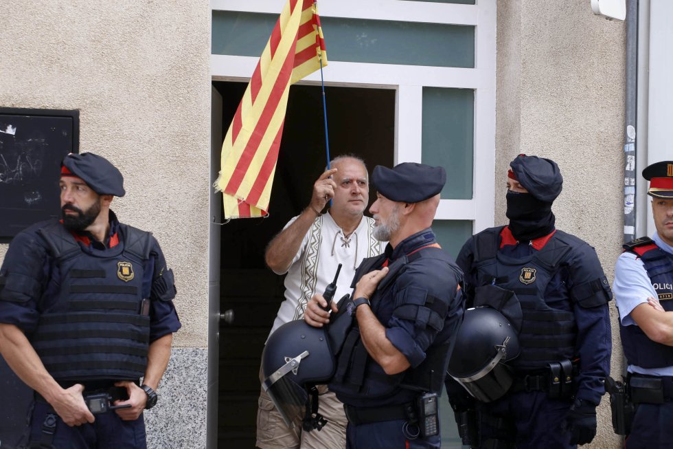 Los independentistas arrestados tenían planes “avanzados” para atentar en fechas próximas, según la fiscalía 1569241056_924688_1569242153_album_normal