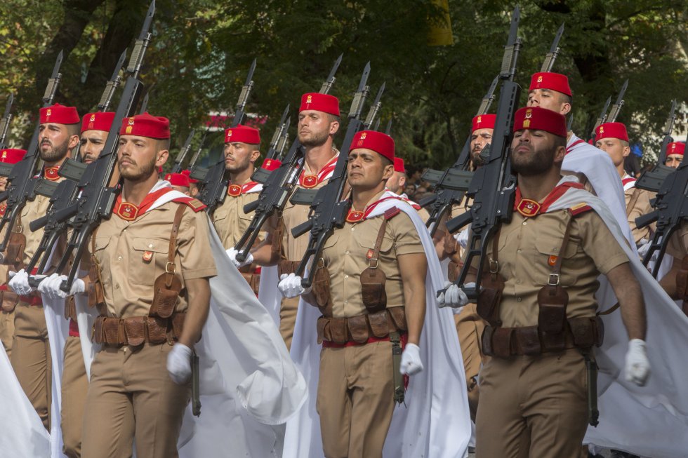 Los Regulares, en un momento del desfile militar por el paseo de la Castellana.