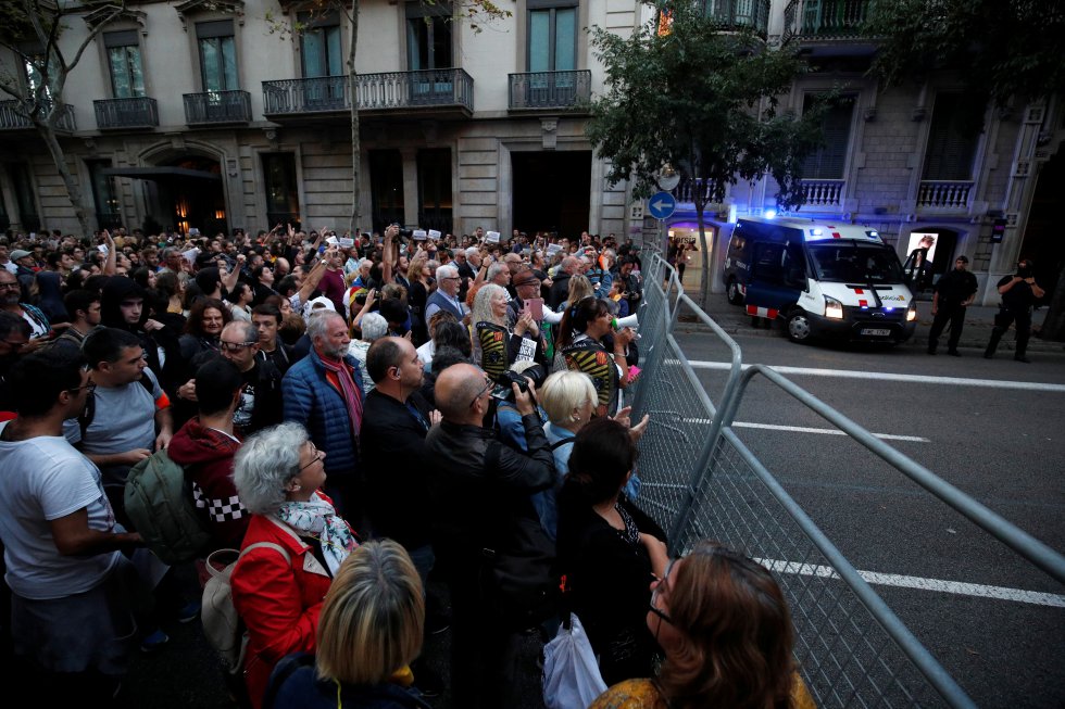 Los independentistas catalanes retoman las manifestaciones, en imágenes 1571152266_965287_1571162764_album_normal