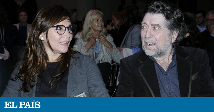 Joaquín Sabina hinca la rodilla para pedirle matrimonio a Jimena Coronado